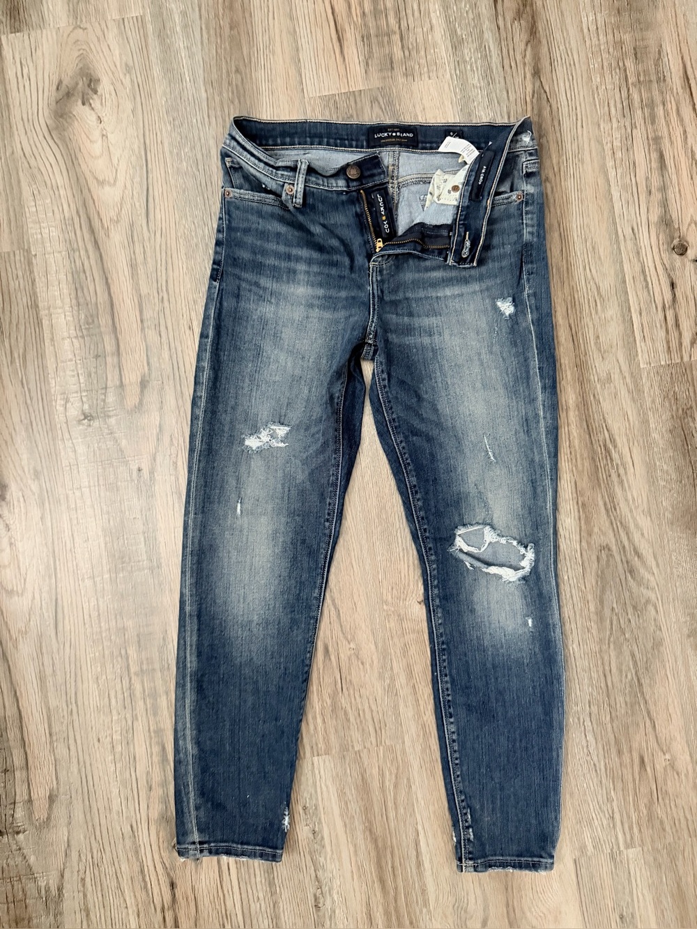 Lucky Brand: Women’s Distressed Dark Blue